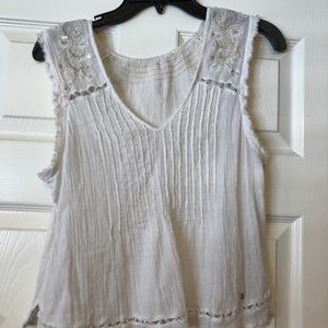 Abercrombie and Fitch white tank